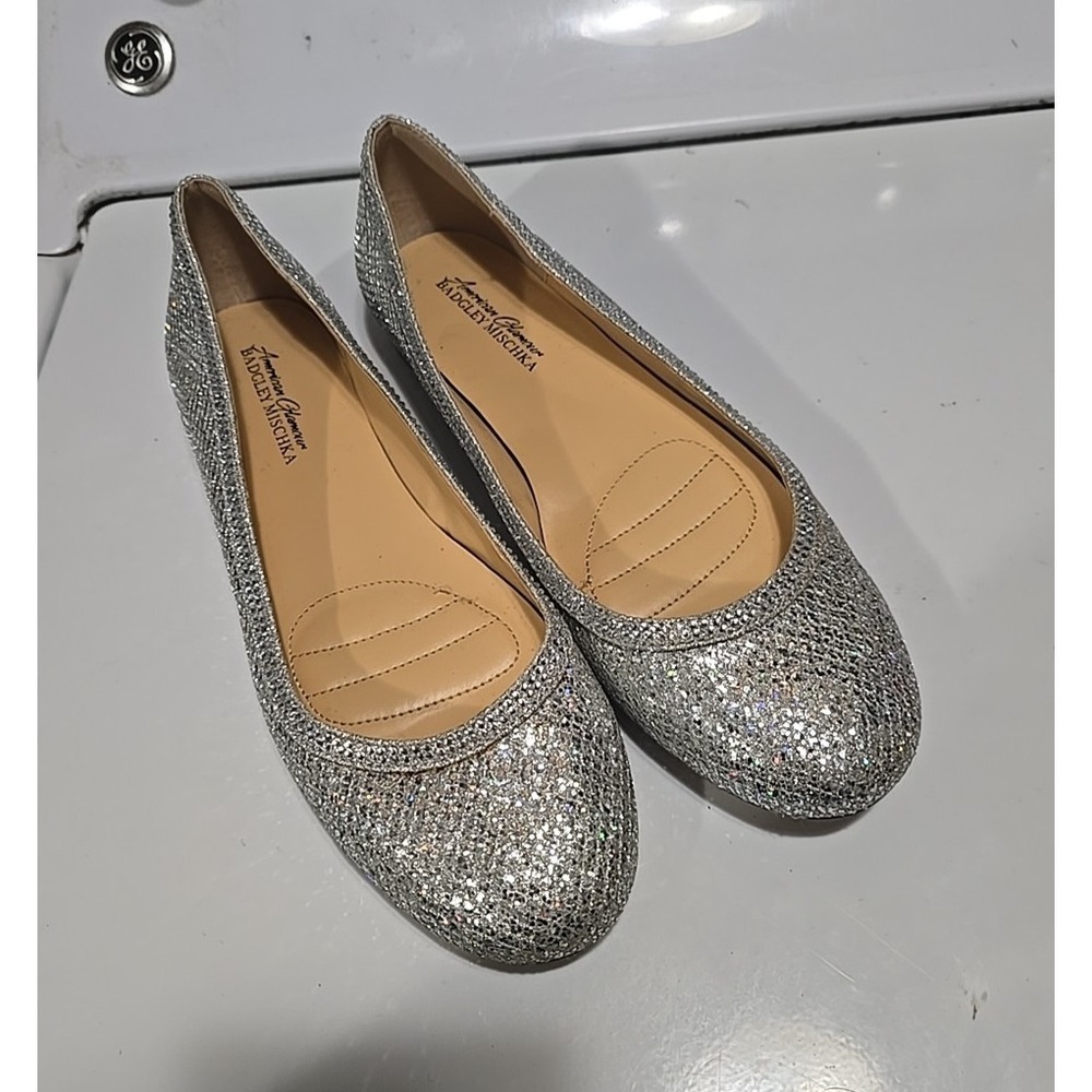 Badgley Mischka Yoselin Silver Glitter Slip On Ballet Flats Womans Size 10